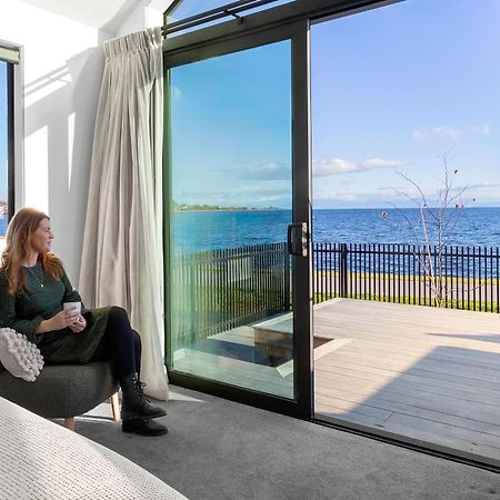 Absolute Lakefront House Taupo Ngoại thất bức ảnh