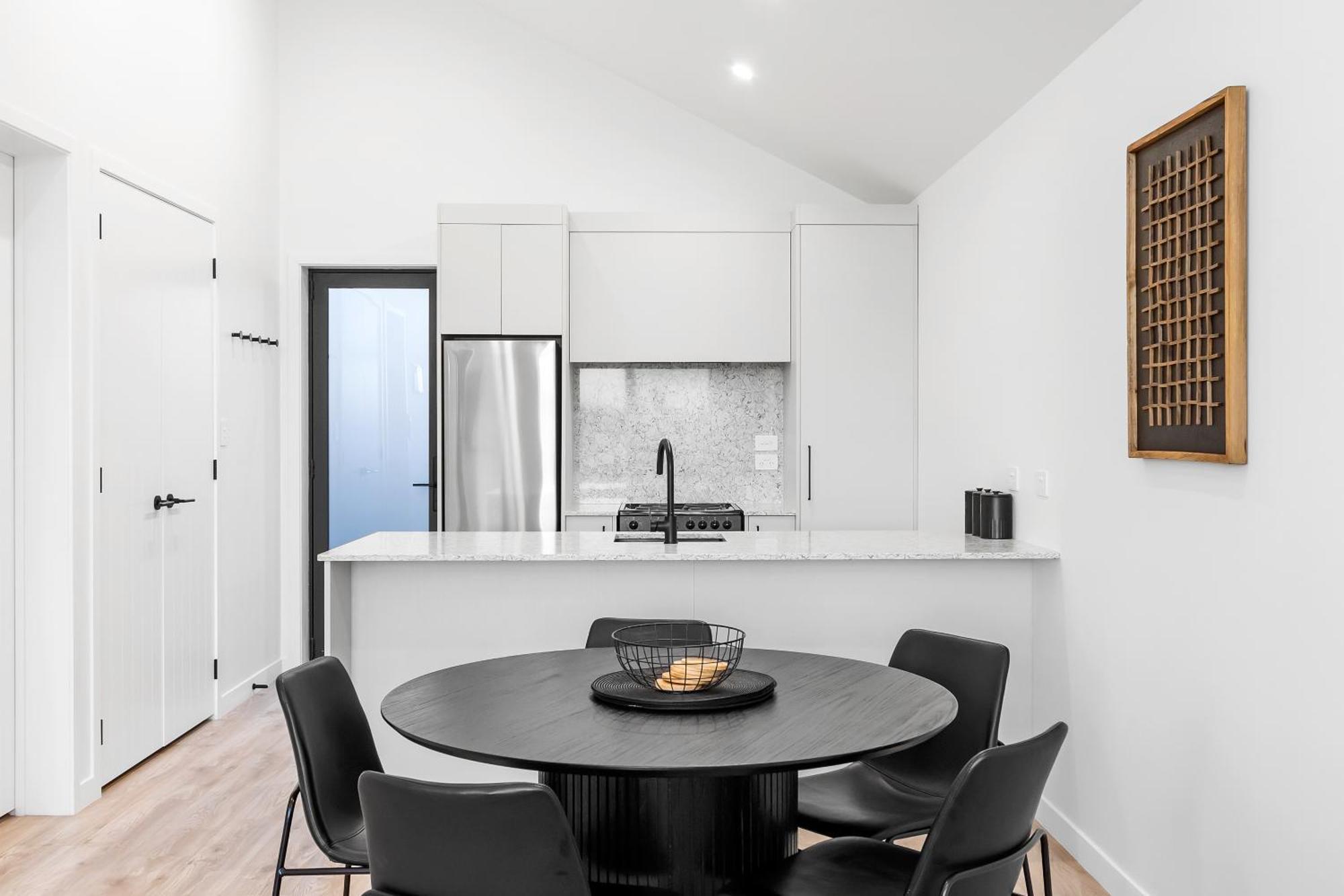 Absolute Lakefront House Taupo Ngoại thất bức ảnh