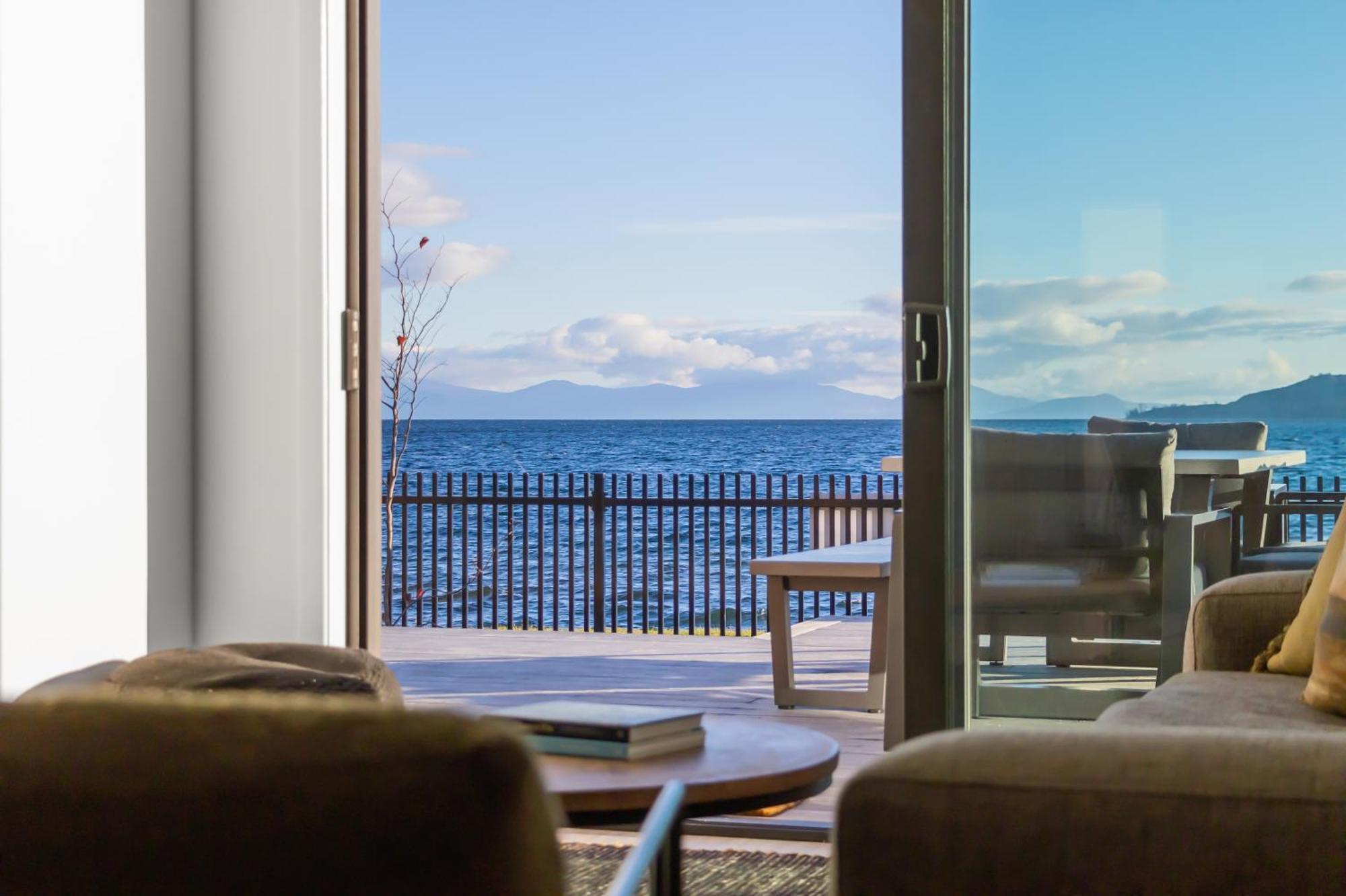 Absolute Lakefront House Taupo Ngoại thất bức ảnh