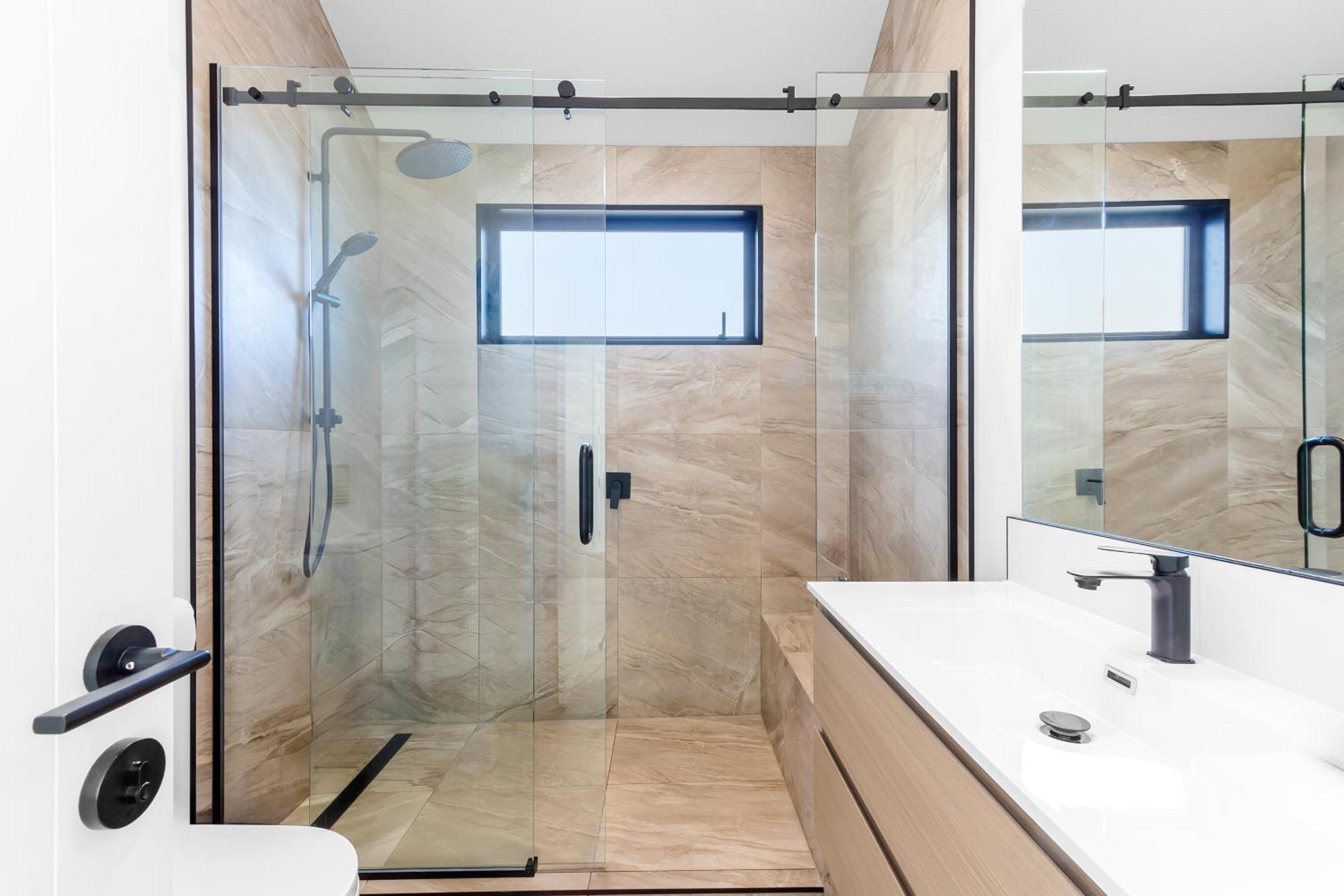 Absolute Lakefront House Taupo Ngoại thất bức ảnh