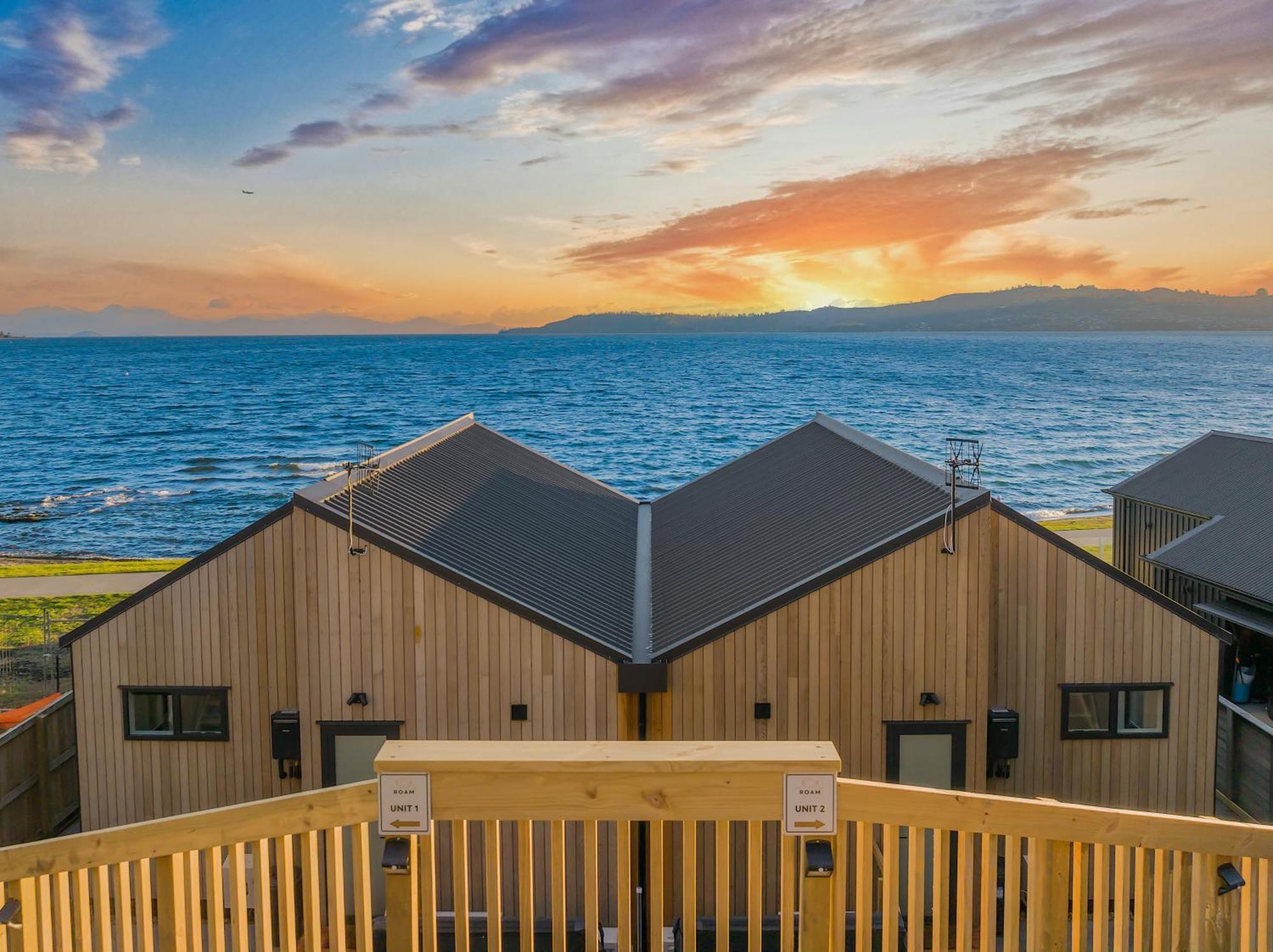 Absolute Lakefront House Taupo Ngoại thất bức ảnh