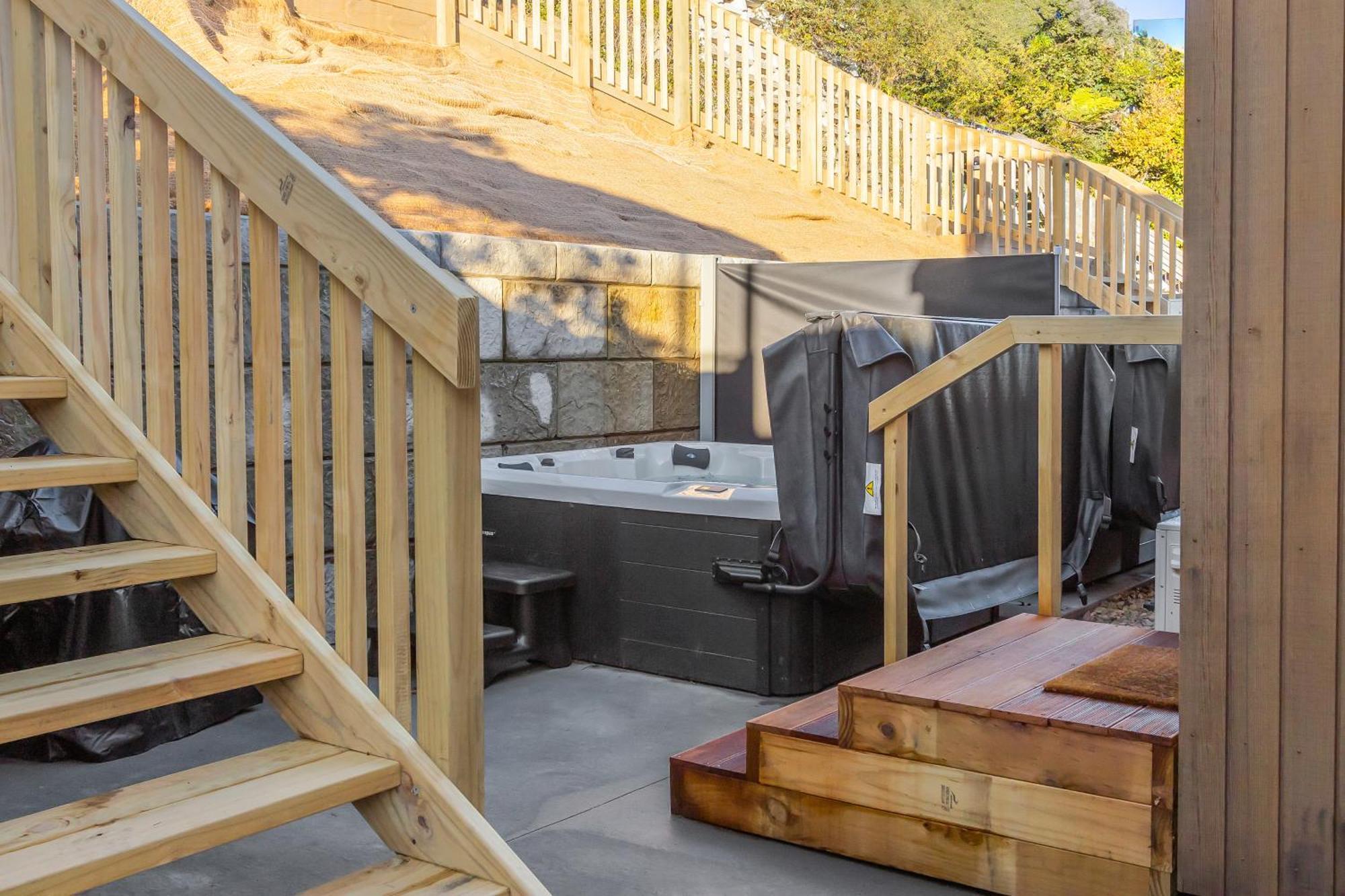 Absolute Lakefront House Taupo Ngoại thất bức ảnh